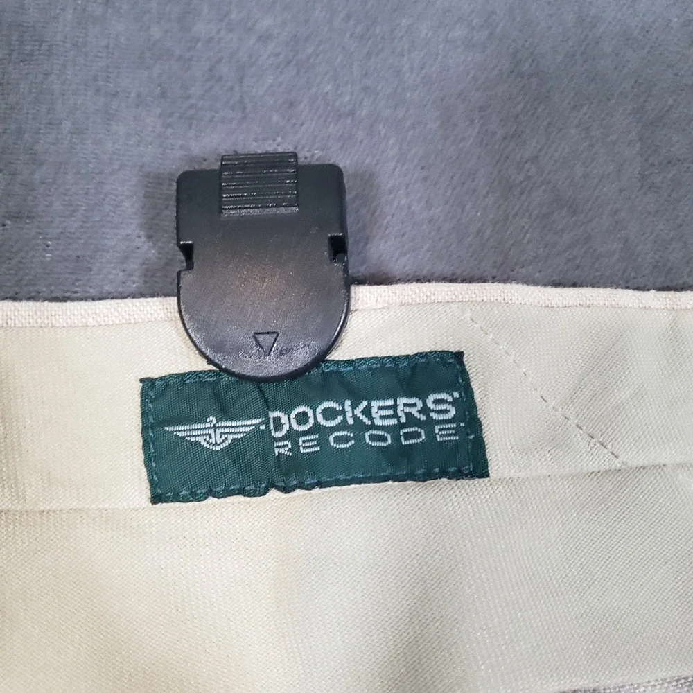 Dockers Recode Trousers Mens W42 L32 Beige Linen Cotton Pleated Cuffed Pants